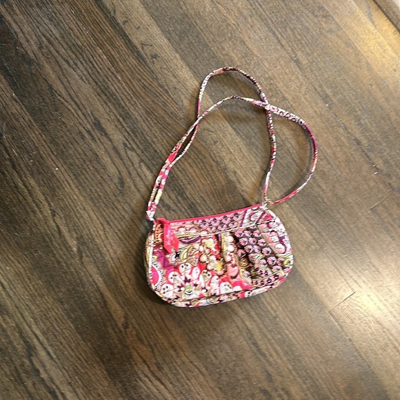 Vera Bradley Frannie bag In Very Berry Paisley retired EUC - Picture 6 of 10